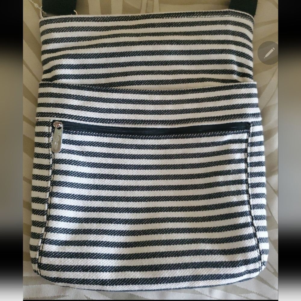 Thirty One Purse - Picture 2 of 4